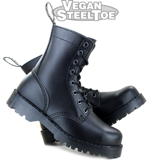VST 8 Eyelet Boot (Black) 