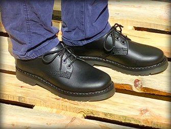 Euro Airseal Gibson Shoe (Black) 