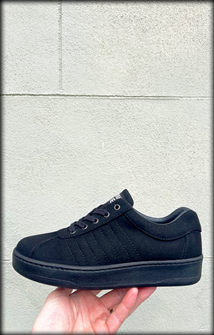Wombat 3 Fake Suede (Black) 