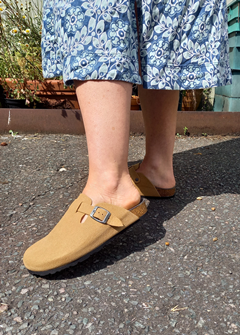 Moab Slip On Fake Suede (Sand) 