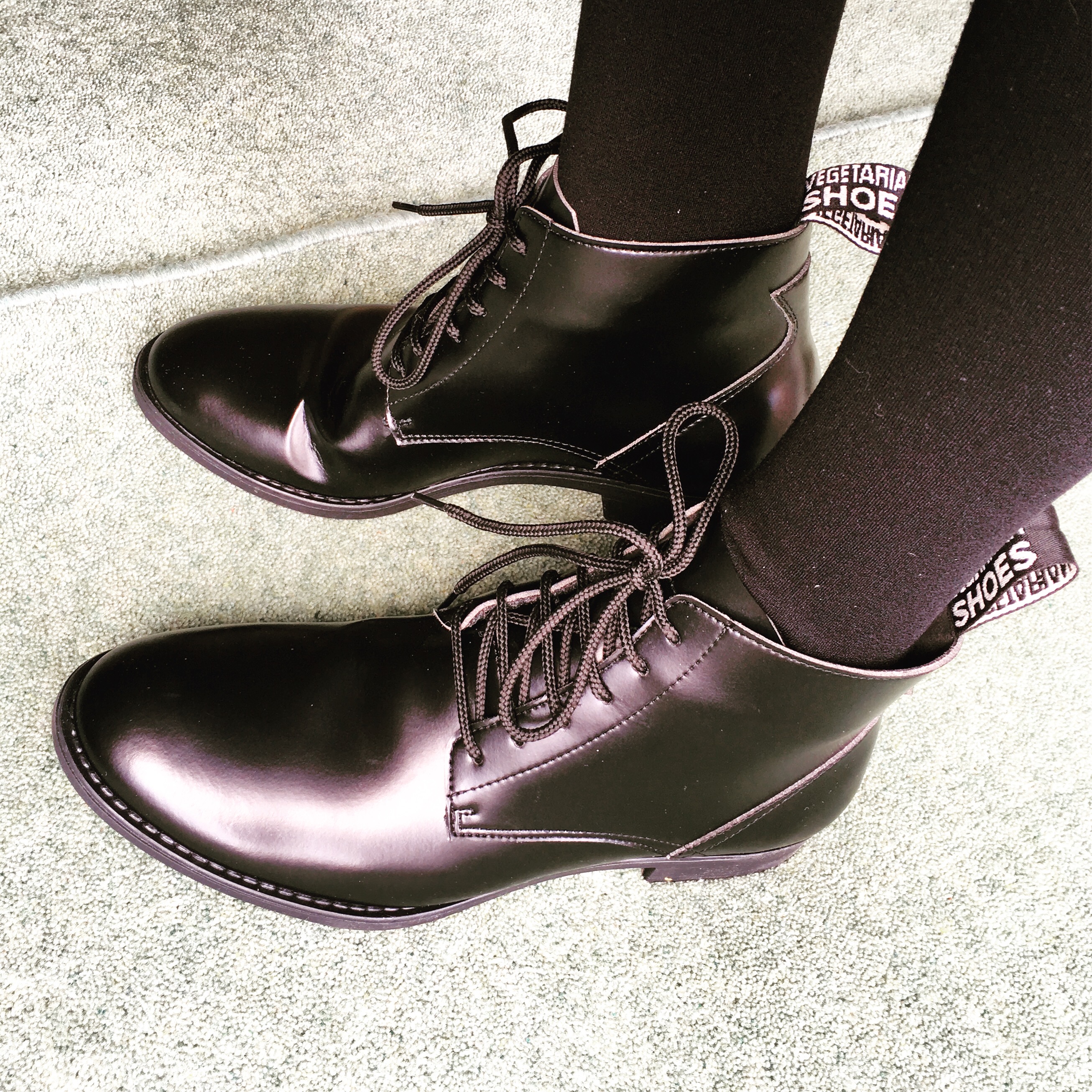 henry nike boots