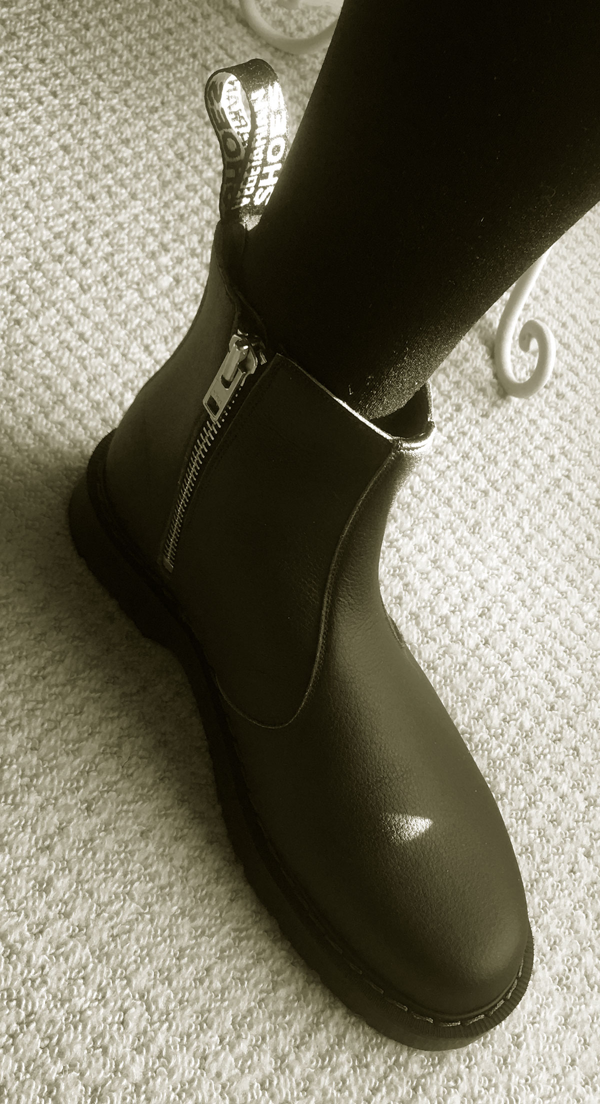 airseal chelsea boot black