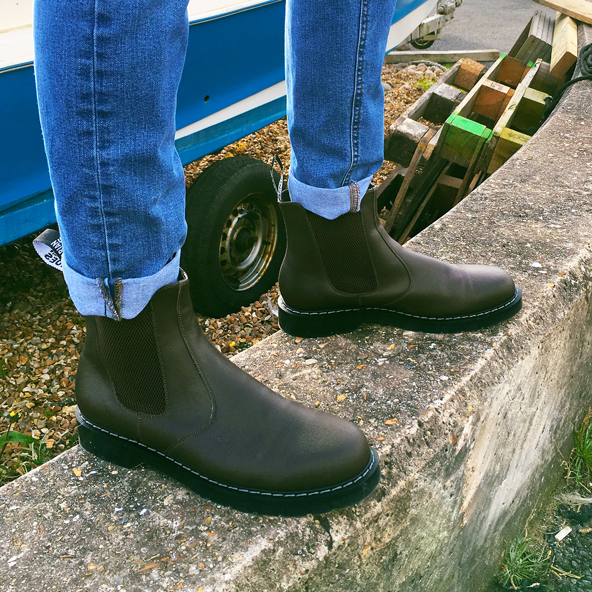 airseal chelsea boot black
