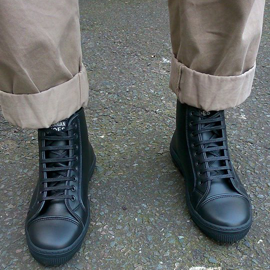 vegetarian shoes boots