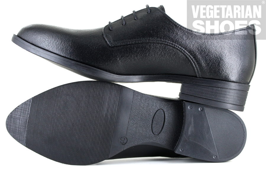 Brunswick Shoe Black Womens Shoes