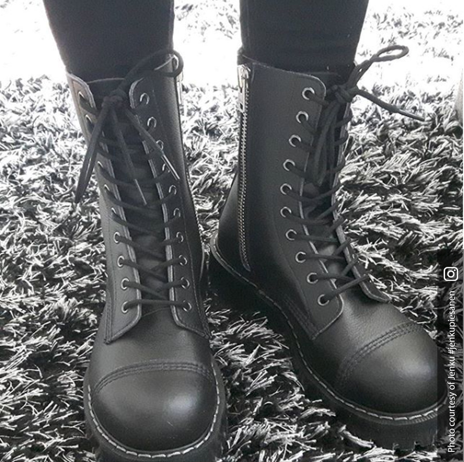 10 eyelet boot zippers