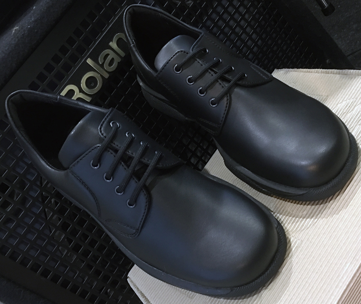 Montana Shoe Black Shoes