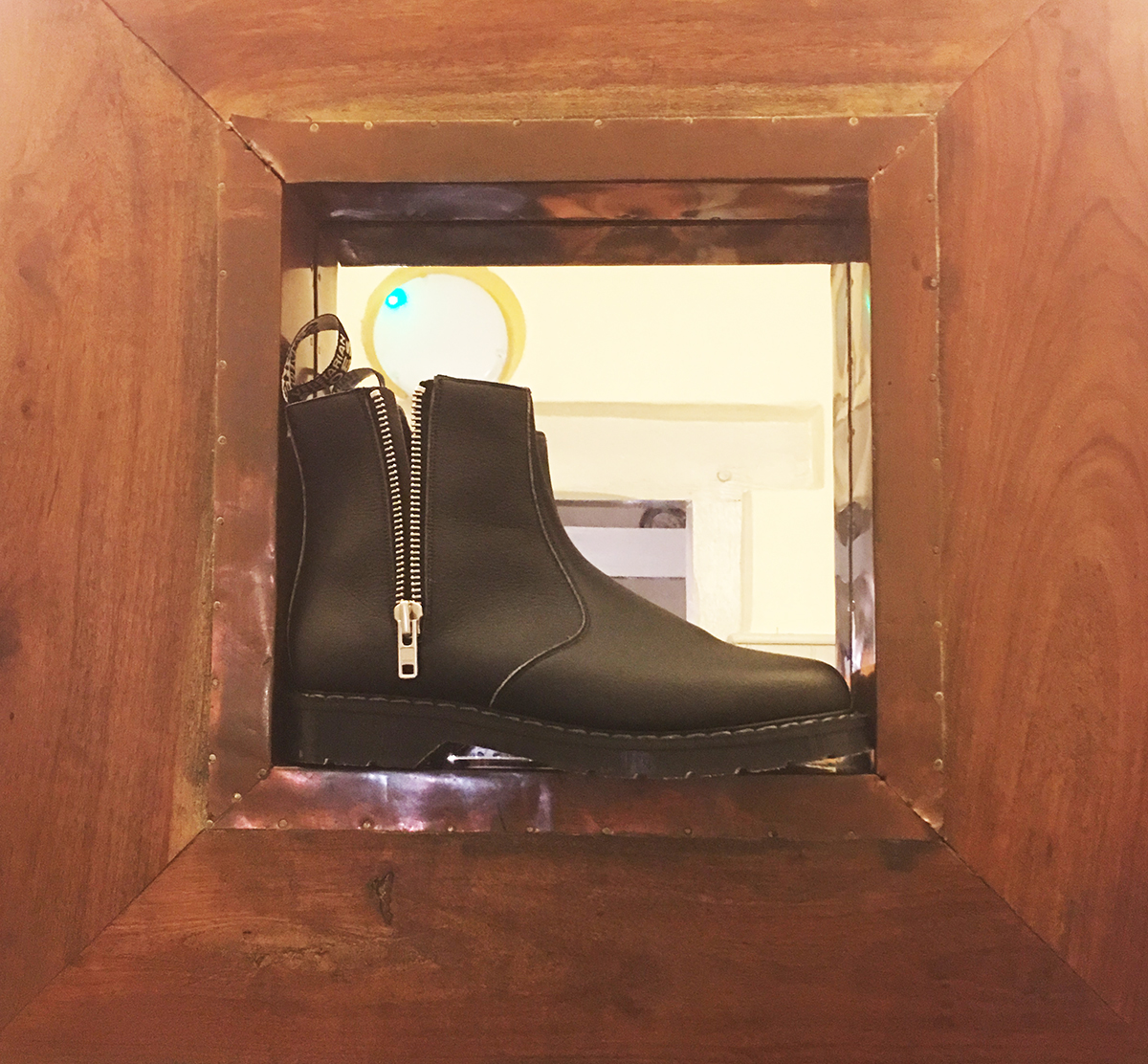 airseal chelsea boot black