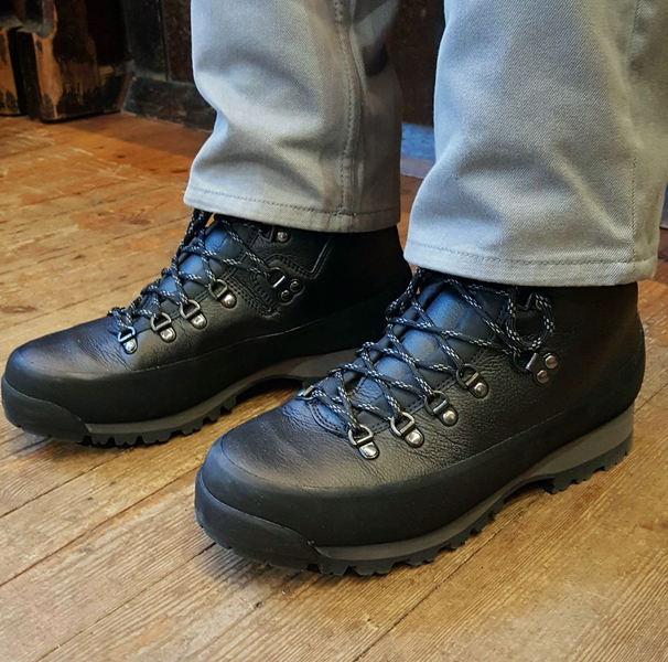 Billing Boot Black Hiking / Safety Boots