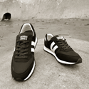 Vegan Runner (Black) 