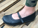 Amy Sandal (Black) Seconds 